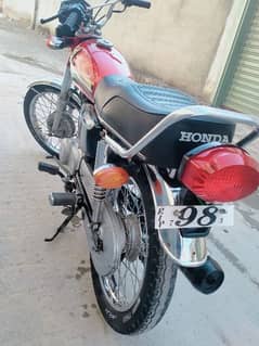Honda CG125 for sale in good condition