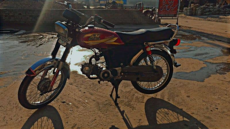 Road prince cd 70 Bike for sale in good condition 0