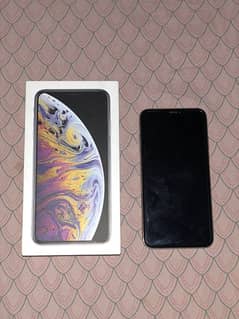 IPHONE XS MAX WITH BOX