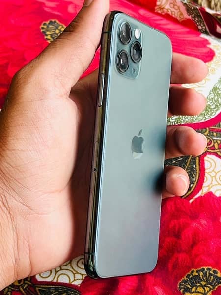 iphone 11 pro 256gb 79 bettery health condition 10/10 3