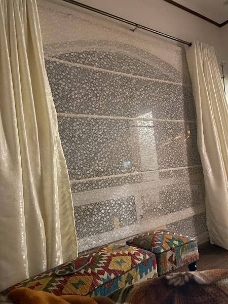Spacial curtains with net rolling blinds 1