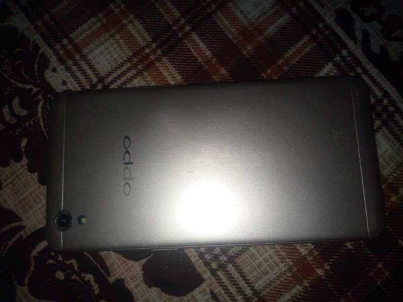 Oppo A37 2 GB Rom 16 memory Prize 4500 1
