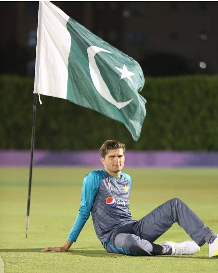 Out door Garden Flag Pole + Pakistan Flag 4X6 FEET 1000Rs 6