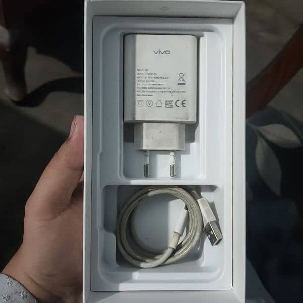 Vivo Y15 4gb 64gb with box and original charger 1