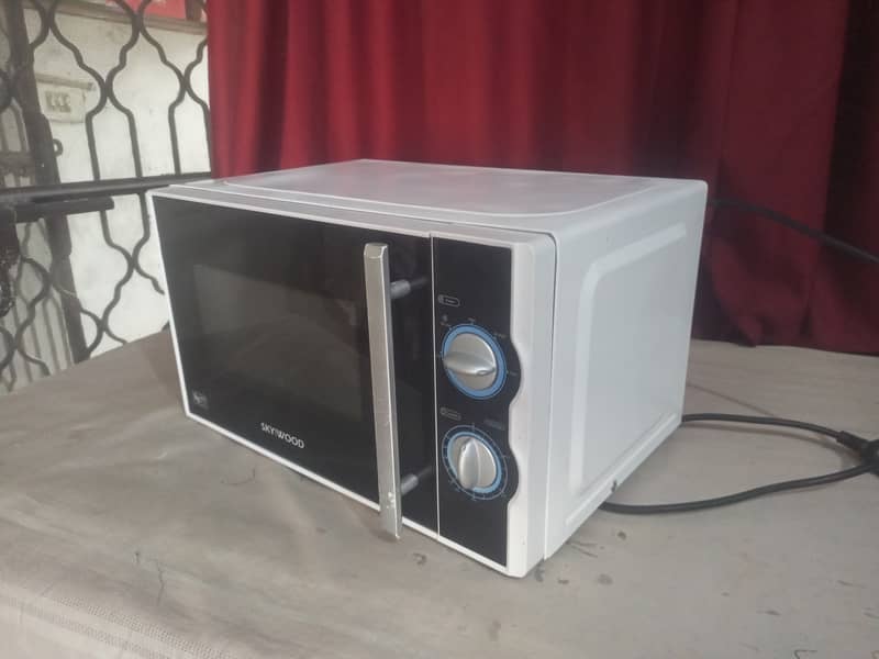 Skywood 22 liter microwave oven 12
