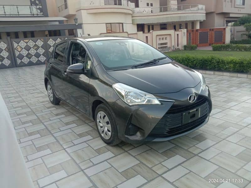 vitz. push start. 18. . 24. . grey matalic 0