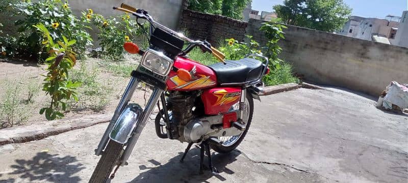 Honda 125 Total Ganuine condition. 1