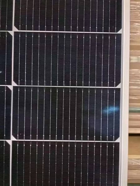 New Solar Panels available at wholesale rate 3