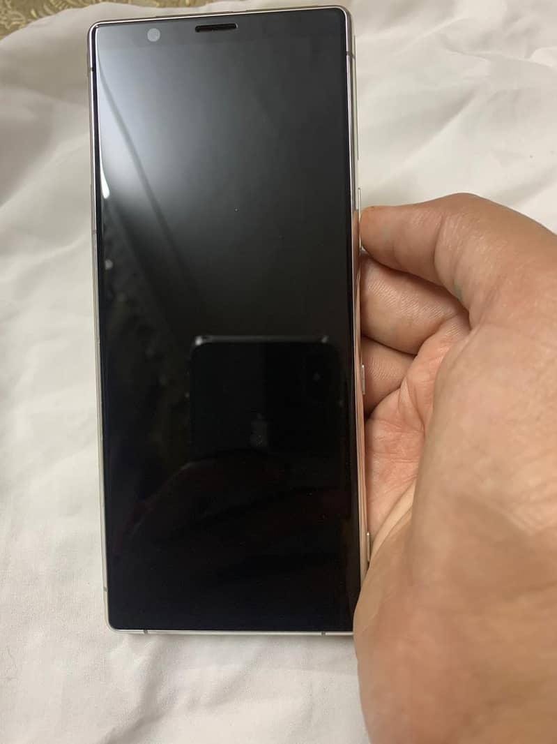 Sony Xperia 5 pta approved mobile 6 GB ram and 64 GB rom only mobile 4