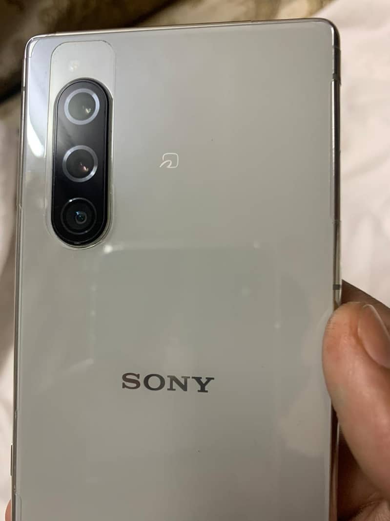 Sony Xperia 5 pta approved mobile 6 GB ram and 64 GB rom only mobile 6