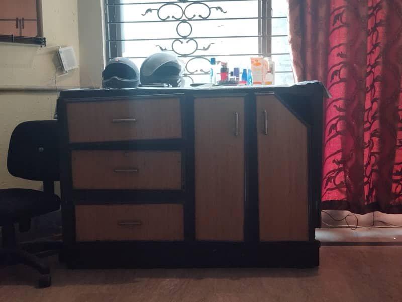 cabinets for sale (urgent) 0