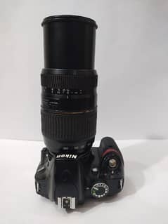 Nikon D3200 DSLR with 70-300mm