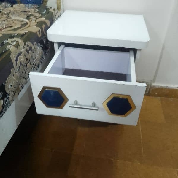 bed for sell 7