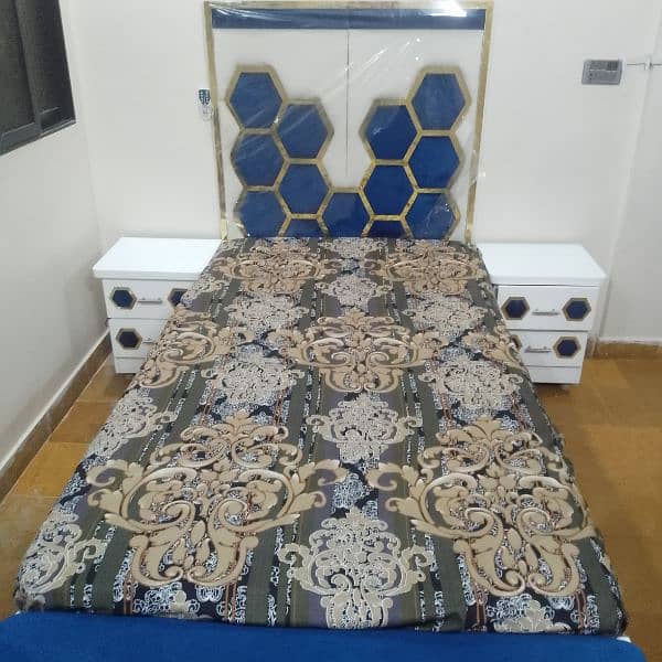 bed for sell 13