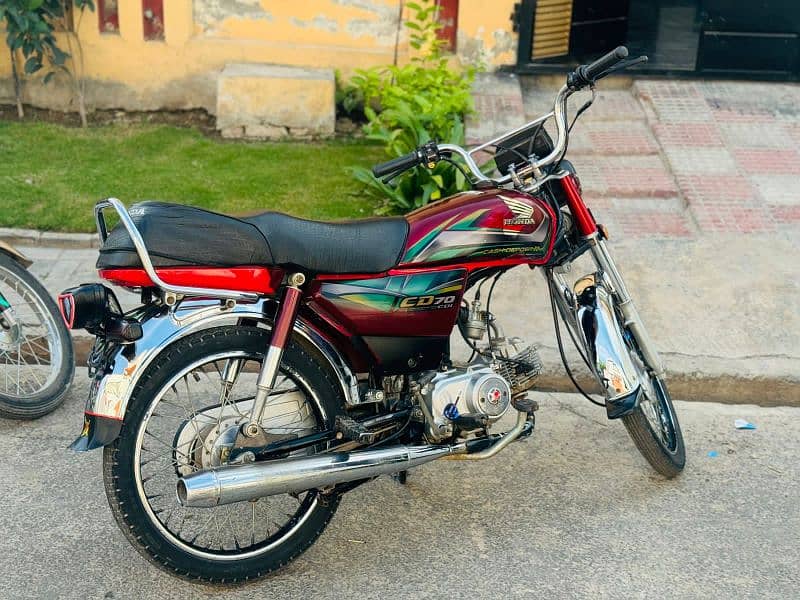 Honda cd 70 for sale in lush condition 2