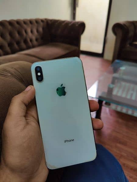 iPhone Xs Max Contact 03052958845 0