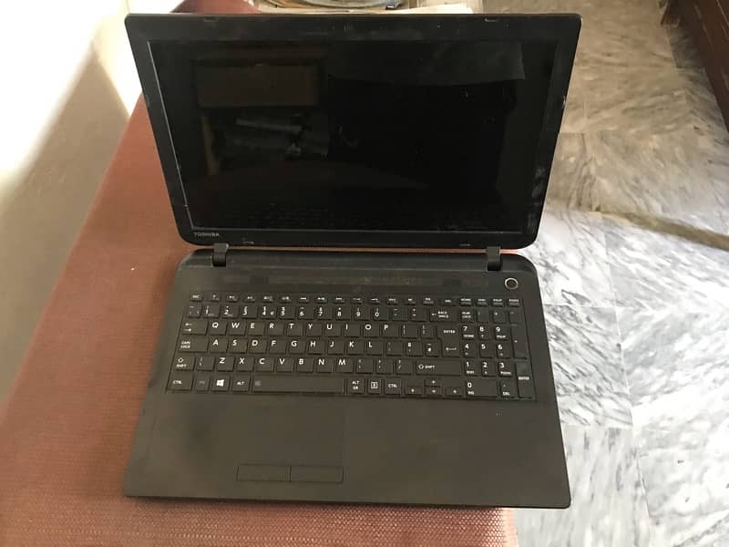 Toshiba Laptop for Normal Use 1