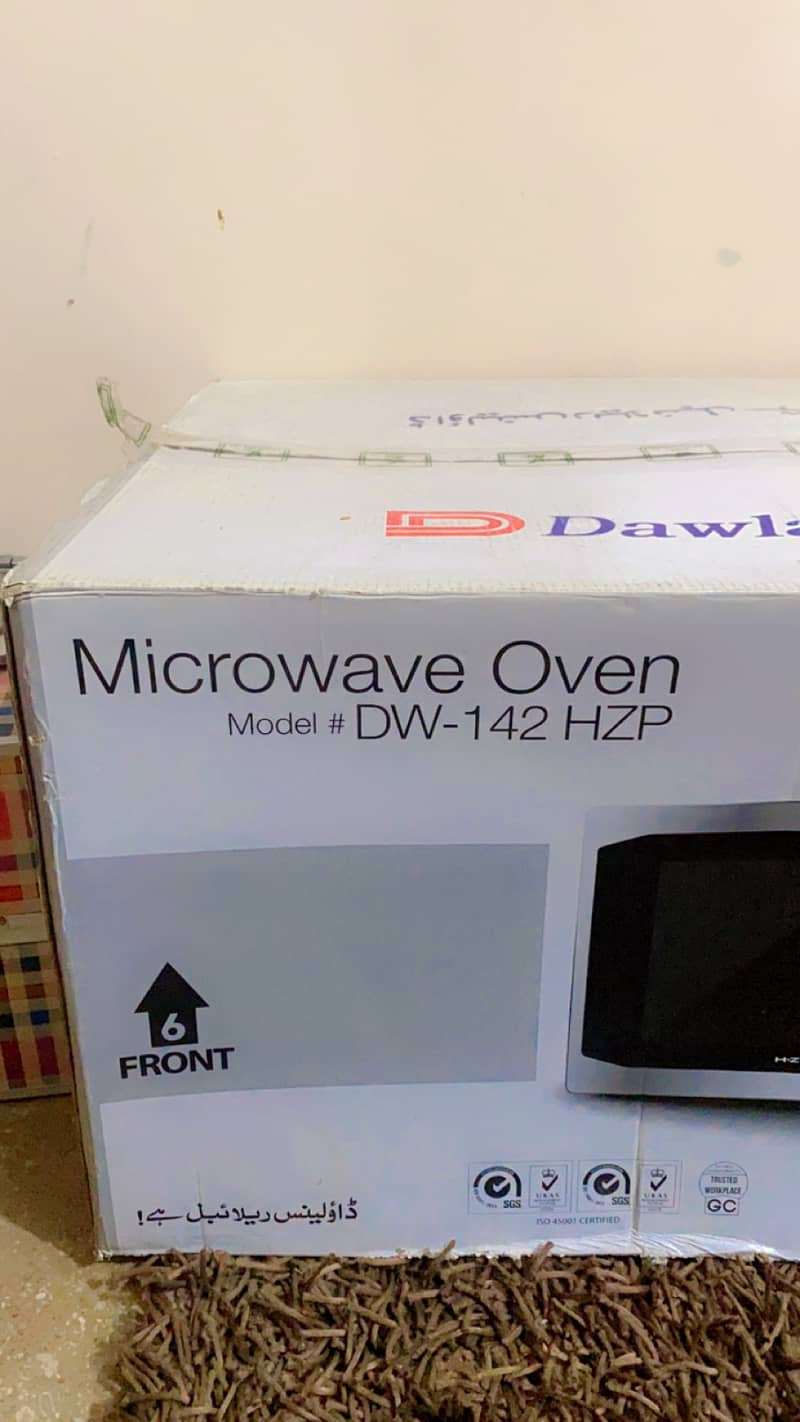 urgent sale brand new untouch microwave oven 1