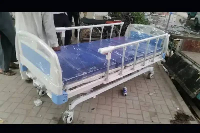 ICU Bed| Hospital Bed| Electrical Bed| Availabe on Rent & sale. . . . 3