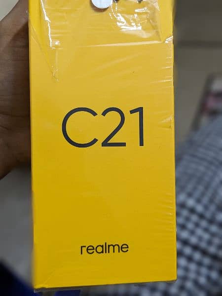 Realme C21 1