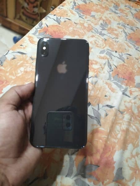 iphone xs max pta approved 64gb 1