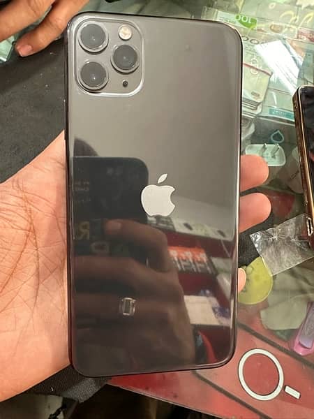 iphone 11 pro max 256GB water pack 2
