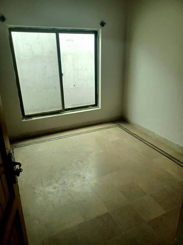 10 Marla Used House Available For Sale in Soan Garden Block H Islamabad 11