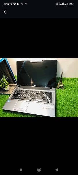 accer laptop 17.5 display excellent condition and battery timing 0