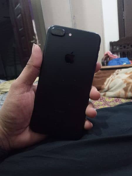 iphone 7plus pta approved 32gb 4