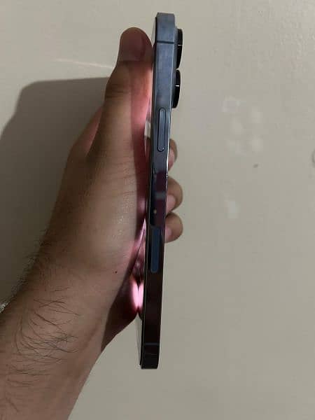 iPhone 13 Pro Max 128gb With Box 4