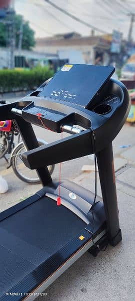 Treadmill elleptical bench press exercise cycle walking running cardio 1