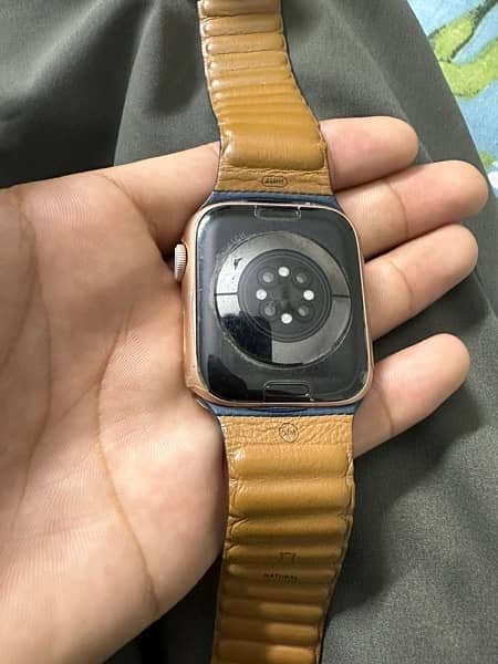 Apple Watch Series 6 44MM 3