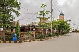 10 Marla park facing Plot in Bismillah Housing scheme 4
