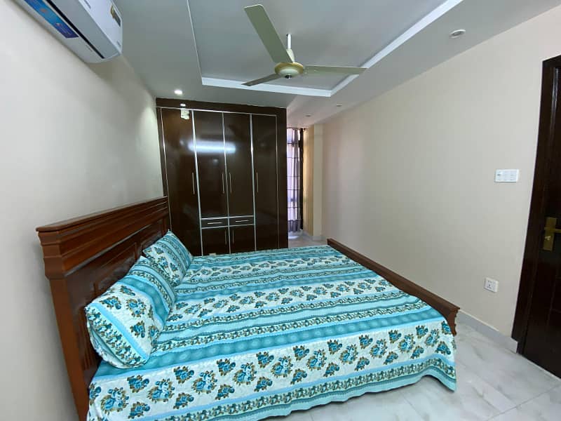 2 bed Furnished flat for rent in citi housing Jhelum 4
