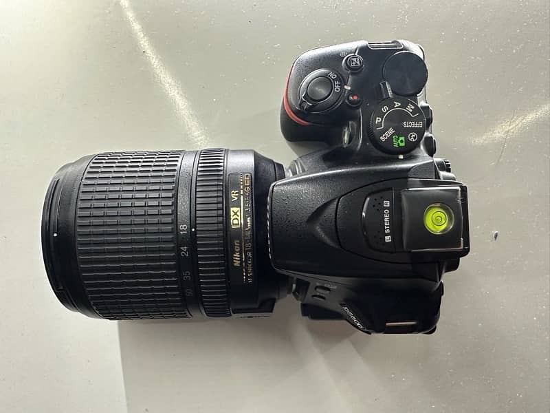 Nikon D5600 with 18-140 lens personal used not as professional 2