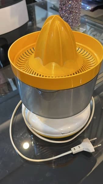 Kitchen appliances kettle & juicer for sale 0