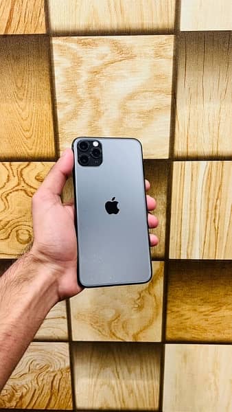 iPhone 11 Pro Max (PTA APPROVED) 8