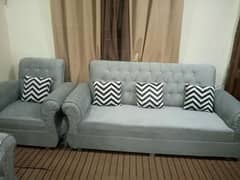 5 seater sofa / velvet sofa with cushion