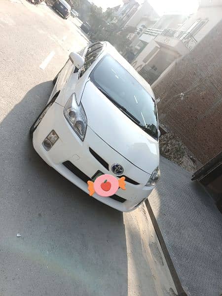 Toyota Prius 1.8 S urgently want to sell 3
