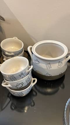 Crockery; Soup set and cup set