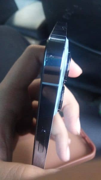 iPhone 13 Pro Max 256 GB Factory Unlocked Physical Sim + Esim UK model 4