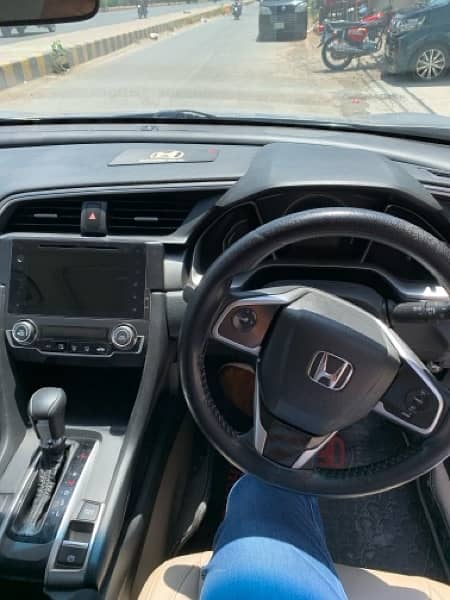 Honda Civic Oriel 1.8 2017 Model 9
