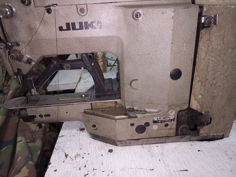 Juki sewing  machine 7