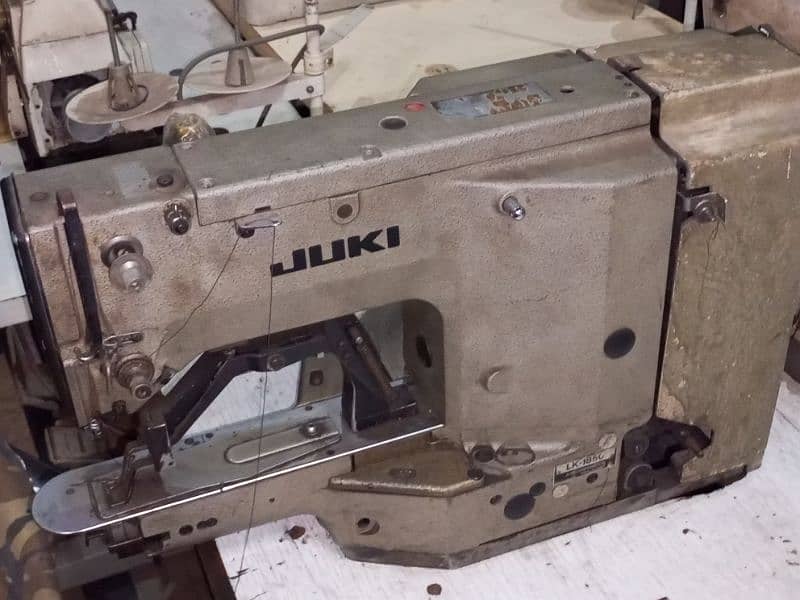 Juki sewing  machine 8