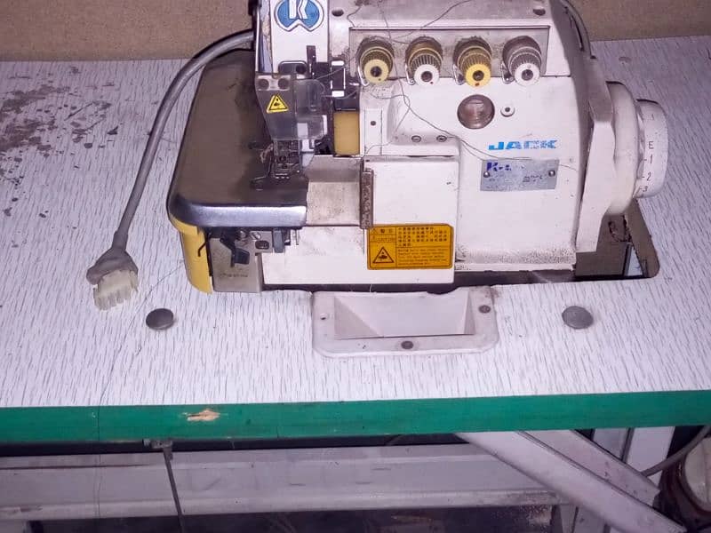 Juki sewing  machine 16