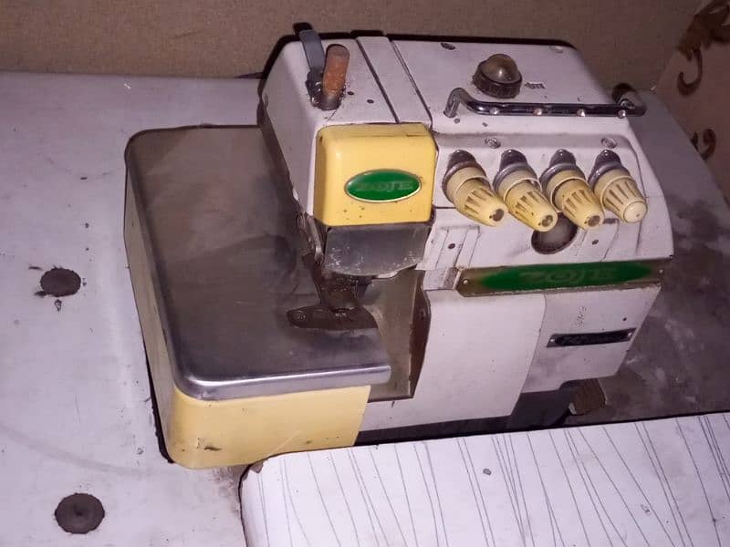Juki sewing  machine 17
