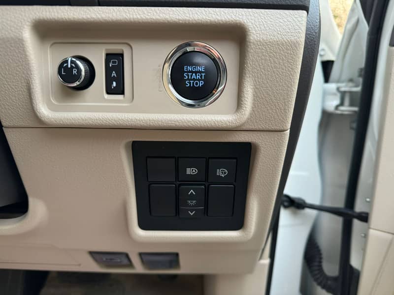 Toyota Landcruiser prado txl 2019 4.5 grade 7 seater sunroof beige 13