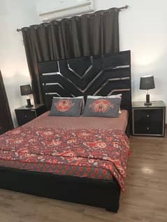 Bed with sides and dressing 03302233222 0