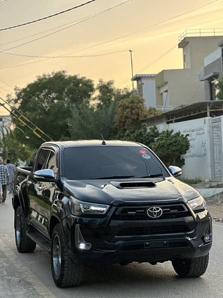 toyota revo 2017 black monster in mint condition 5