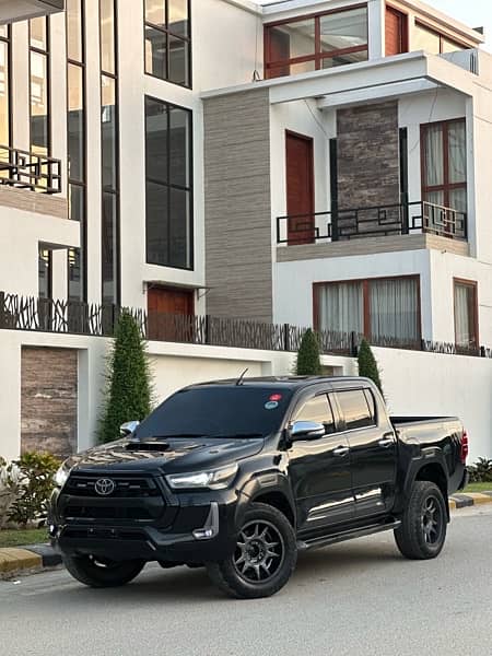 toyota revo 2017 black monster in mint condition 7